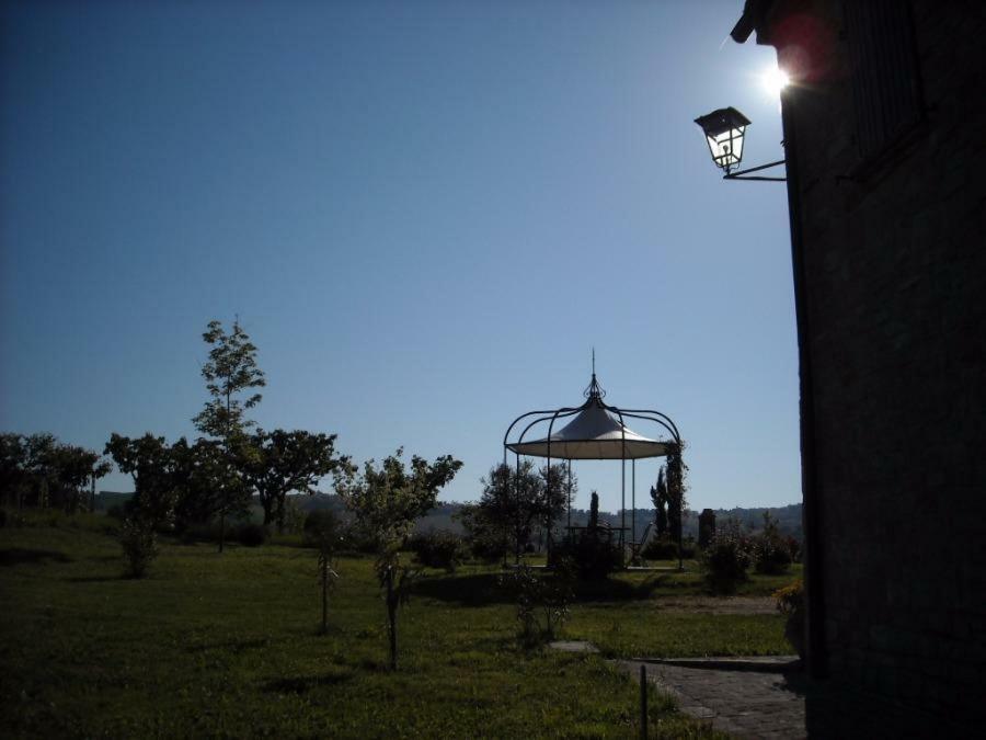 Cascinale La Mimosa Bed & Breakfast Cupramontana Dış mekan fotoğraf